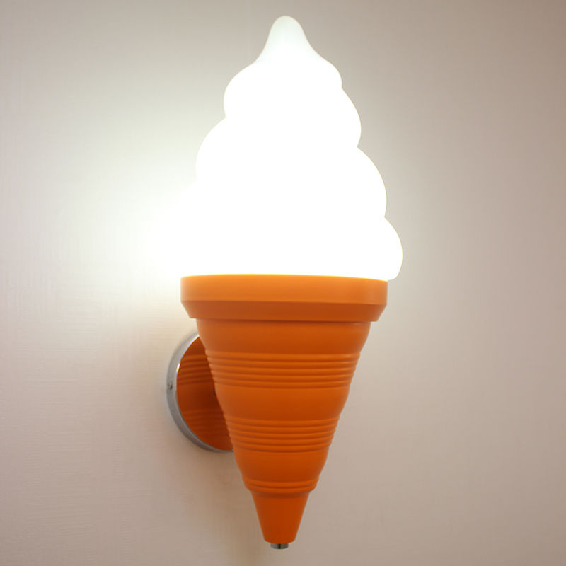 ArcticGlow – Modern LED Vägglampa