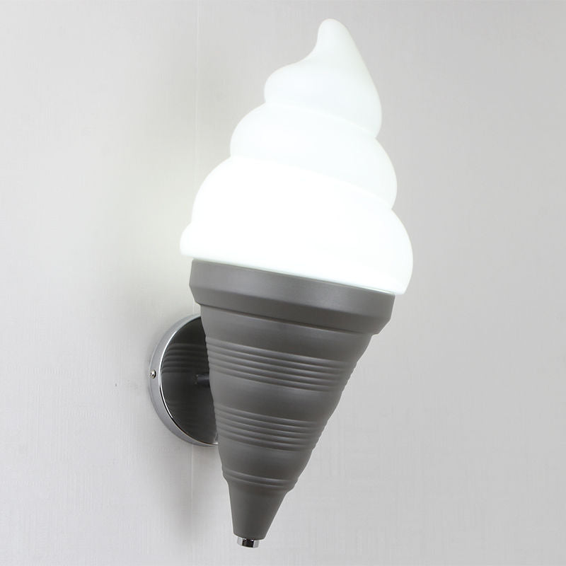 ArcticGlow – Modern LED Vägglampa