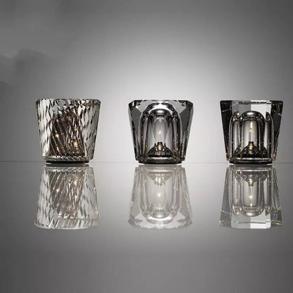 CrystalGlow - Trådlampa i kristall med LED-belysning