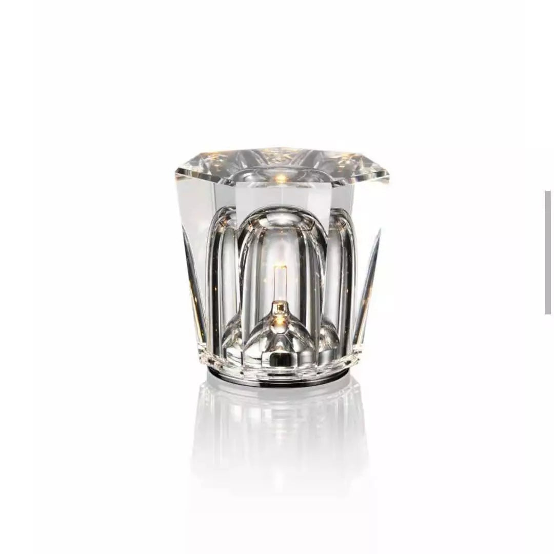 CrystalGlow - Trådlampa i kristall med LED-belysning