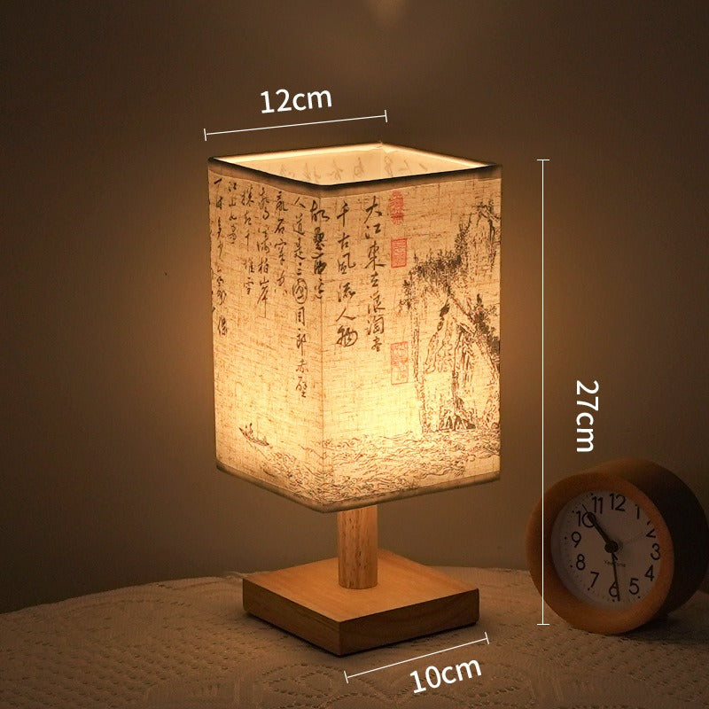 LumiSquare - LED Bordslampa med Träbas och Japanskt Mönster, Modern Fyrkantig Design