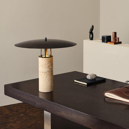 LuxeGlow - Marmorerad Skrivbordslampa med Tidlöst Design