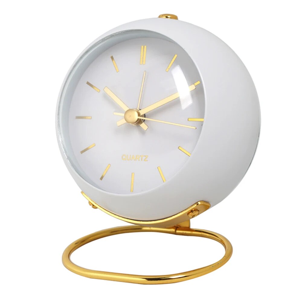 LumiChron Modern Elektronisk Bordsklocka Stilig Design Hållbar Metall