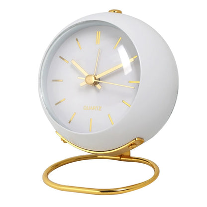 LumiChron Modern Elektronisk Bordsklocka Stilig Design Hållbar Metall