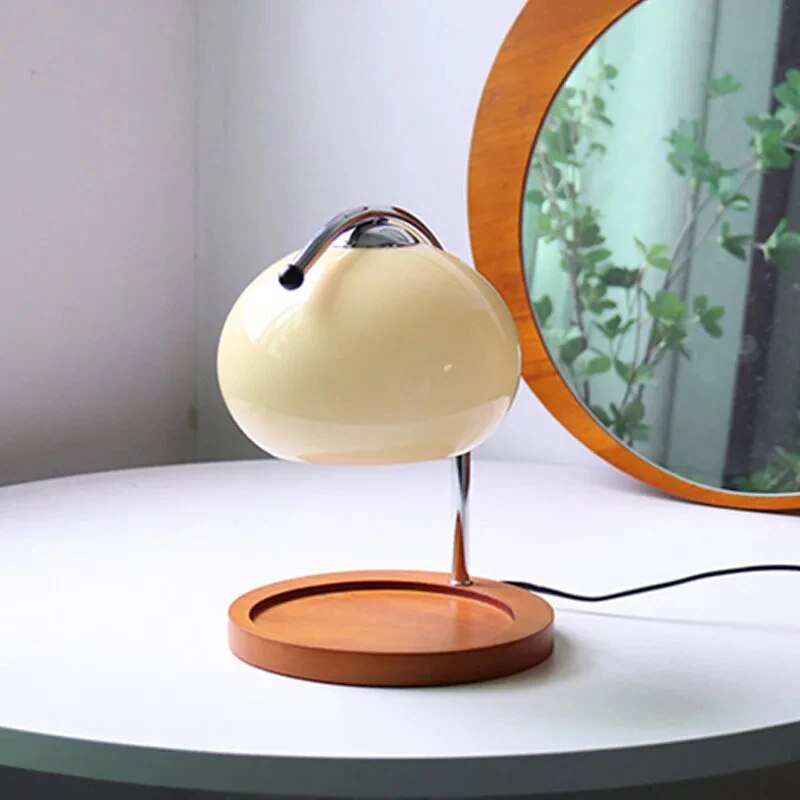 GlowSphere - Macaron Bordsamp av Glas med Träfat