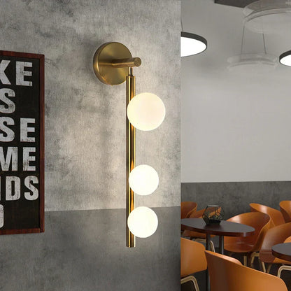 GlowSphere - Modern LED Vägglampa med Klotdesign för Stilren Inomhusbelysning