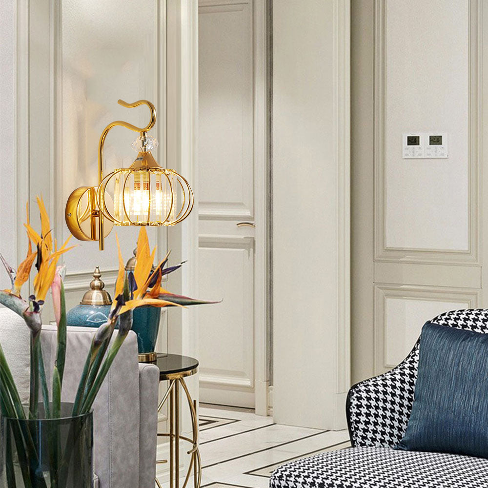 MetalArtistry – Konstnärlig Järnsänglampa