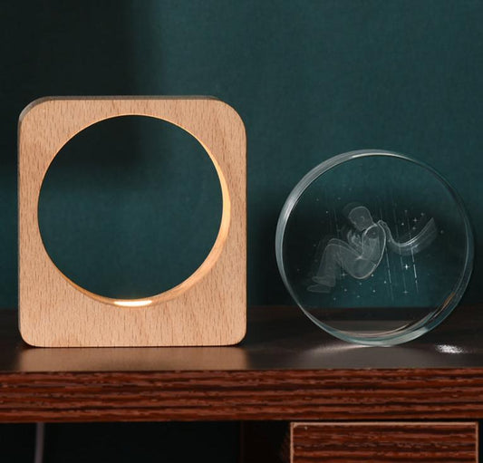 LumiWood - 3D Trä Nattlampa med Gravyr och Varm LED-belysning