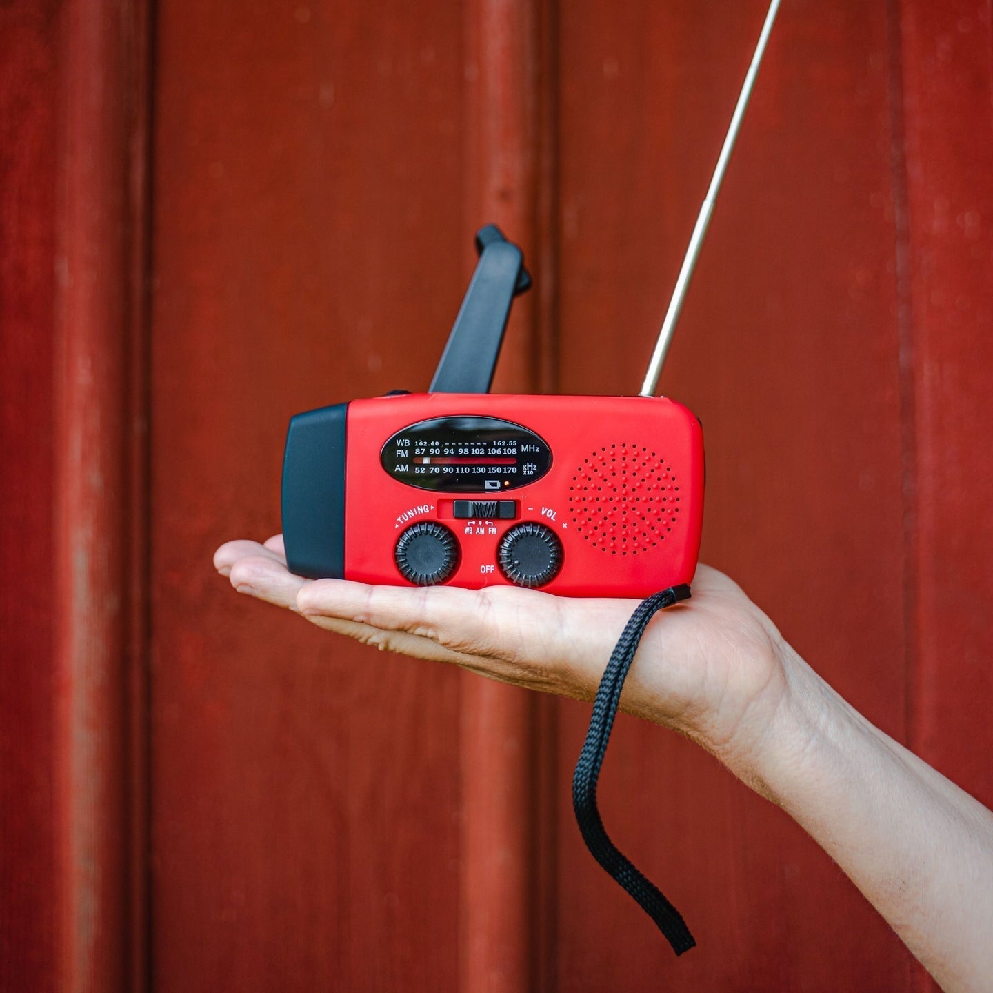 ReadyWave - Kompakt nödradio med multifunktion och vädervarning