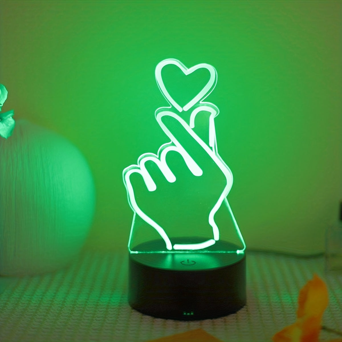 IllumiHeart - 7-färgers LED-nattlampa med touchkontroll