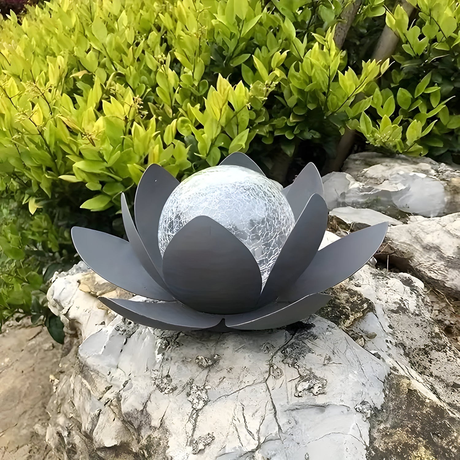 GlowPetal - Solar LED Lotusblomslampa