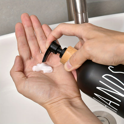 Modern tvålpump med träfat - För ett stiligt badrum