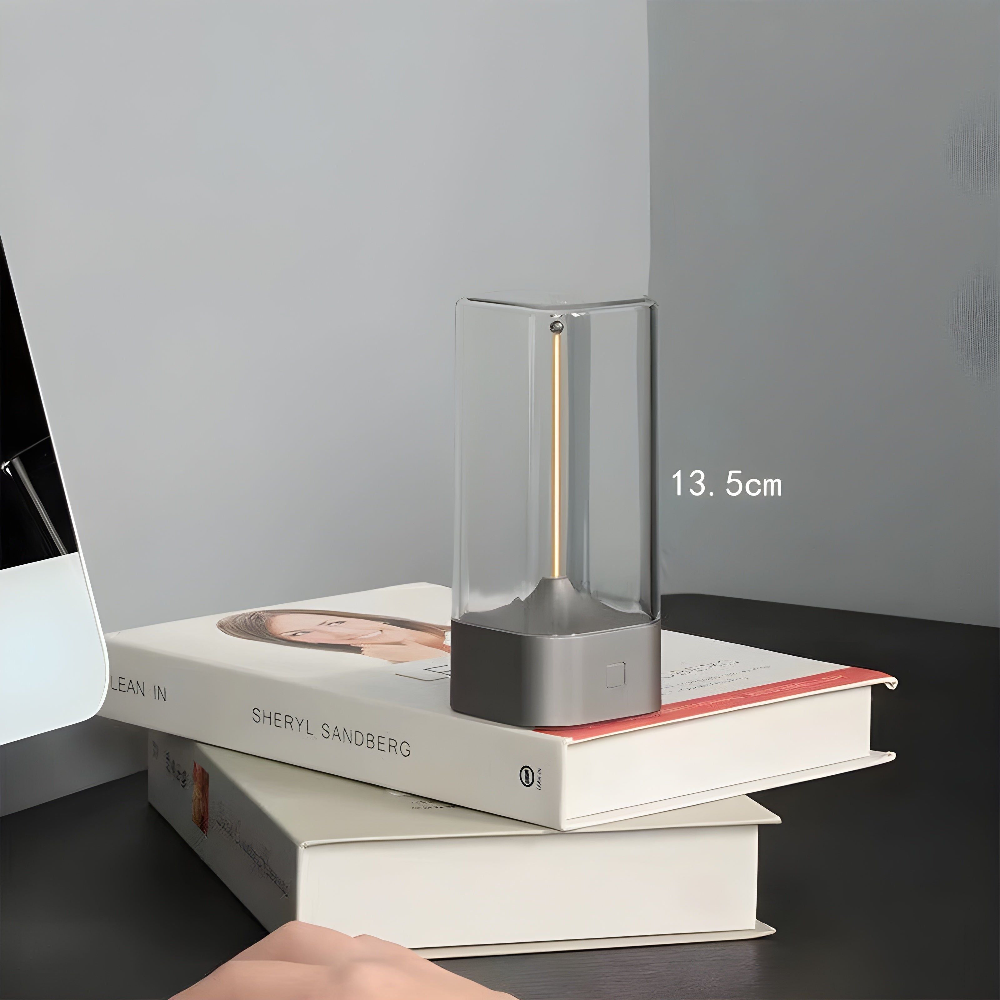 QuantumAura Lampa - Avslappnad USB-laddning Magnetisk Bordslampa