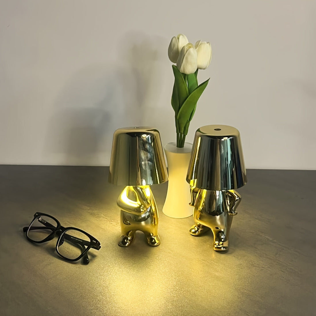 LuminAura - LED Bordslampa med Uppladdningsbart Batteri och Dimmbar Färgtemperatur