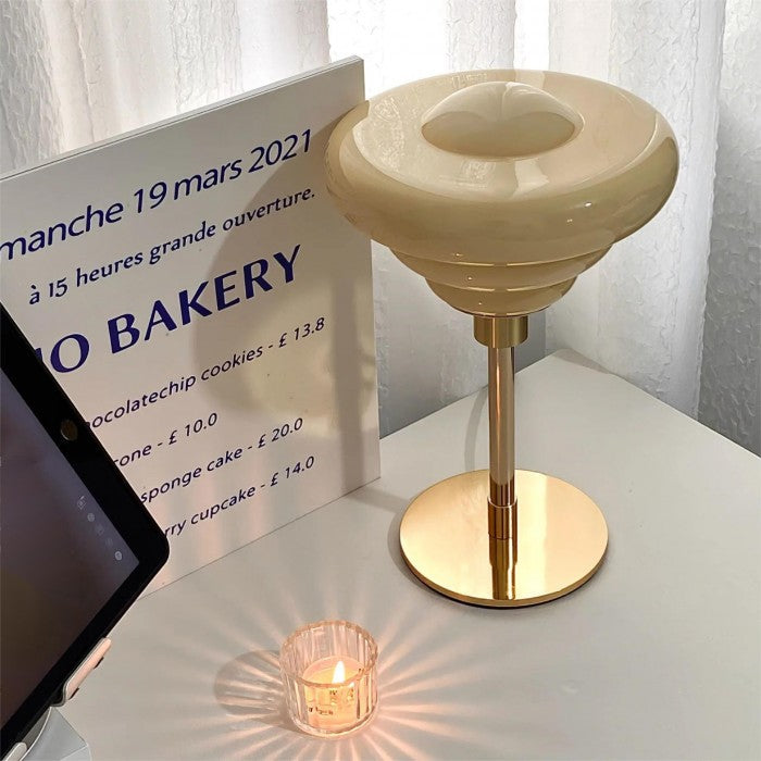 RippleGlow - Äggtårta Ripple Glaslampa