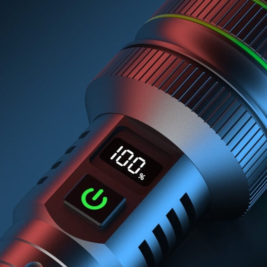 Carvallo – Kraftfull 10,000 Lumen ficklampa med Power Bank-funktion och lång räckvidd