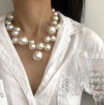ELARA PEARL NECKLACE - Fantastiskt pärlhalsband för tidlös elegans