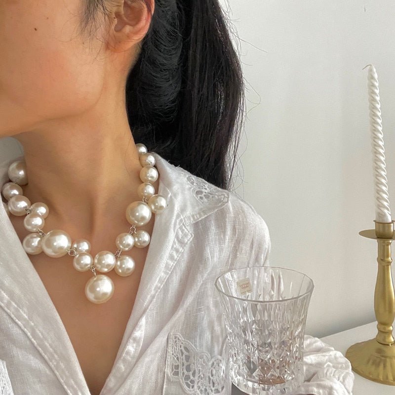 ELARA PEARL NECKLACE - Fantastiskt pärlhalsband för tidlös elegans