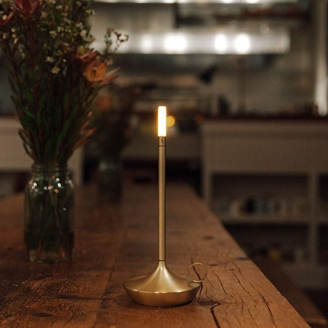 LED Bordslampa Modern Dimbar Aluminium Ljus
