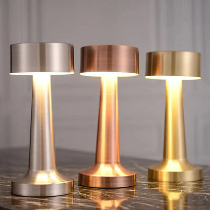 LED Bordslampa med metallmodern design