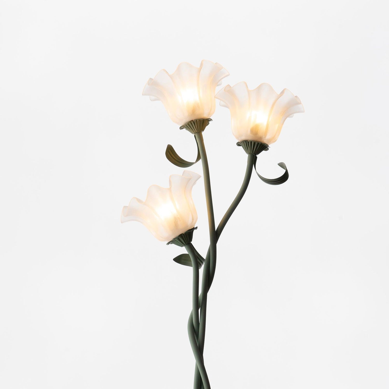 Golvlampa med blommig glaslampa design