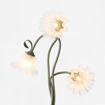 Golvlampa med blommig glaslampa design