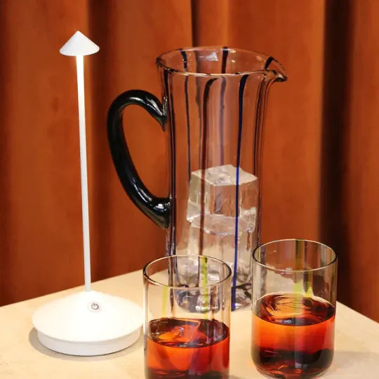 LED Bordslampa med Dimmbar Aluminiumdesign