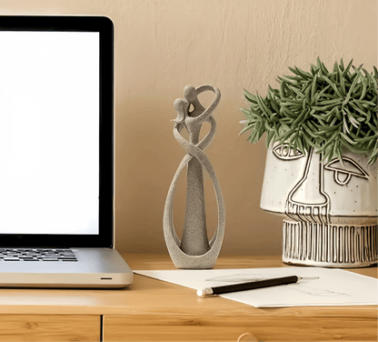 Evig omfamning - Abstrakt skulptur för tidlös kärlek