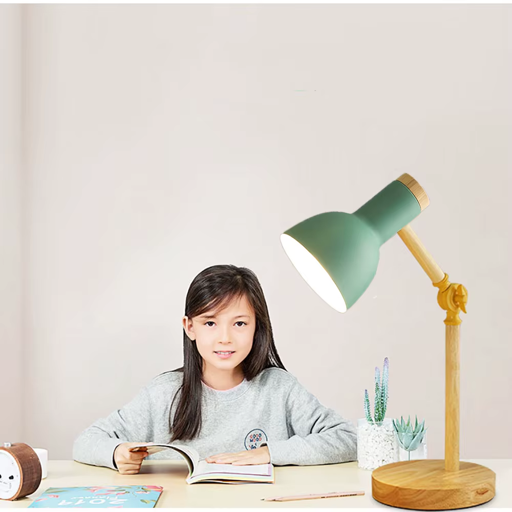 Royallure Wood Nordisk Skrivbordslampa - Justerbar, Minimalistisk Design, E26/E27 Sockel