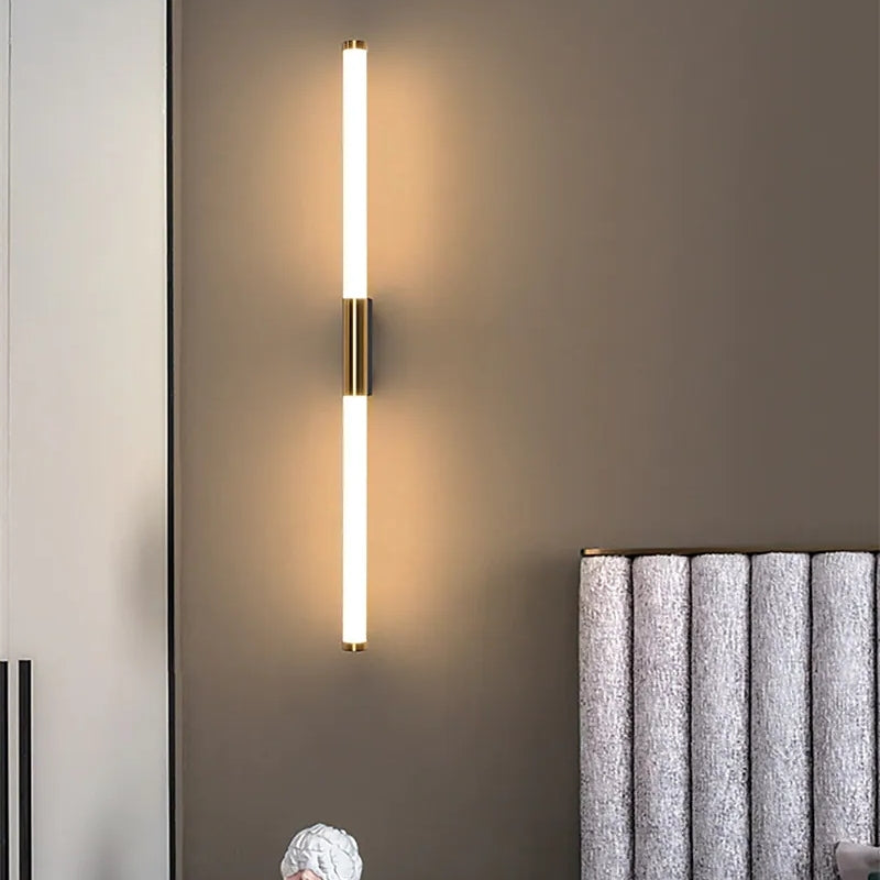 Leigh Enkel Modern Linjär LED Vägglampa Vit-Guld Sovrum Metall