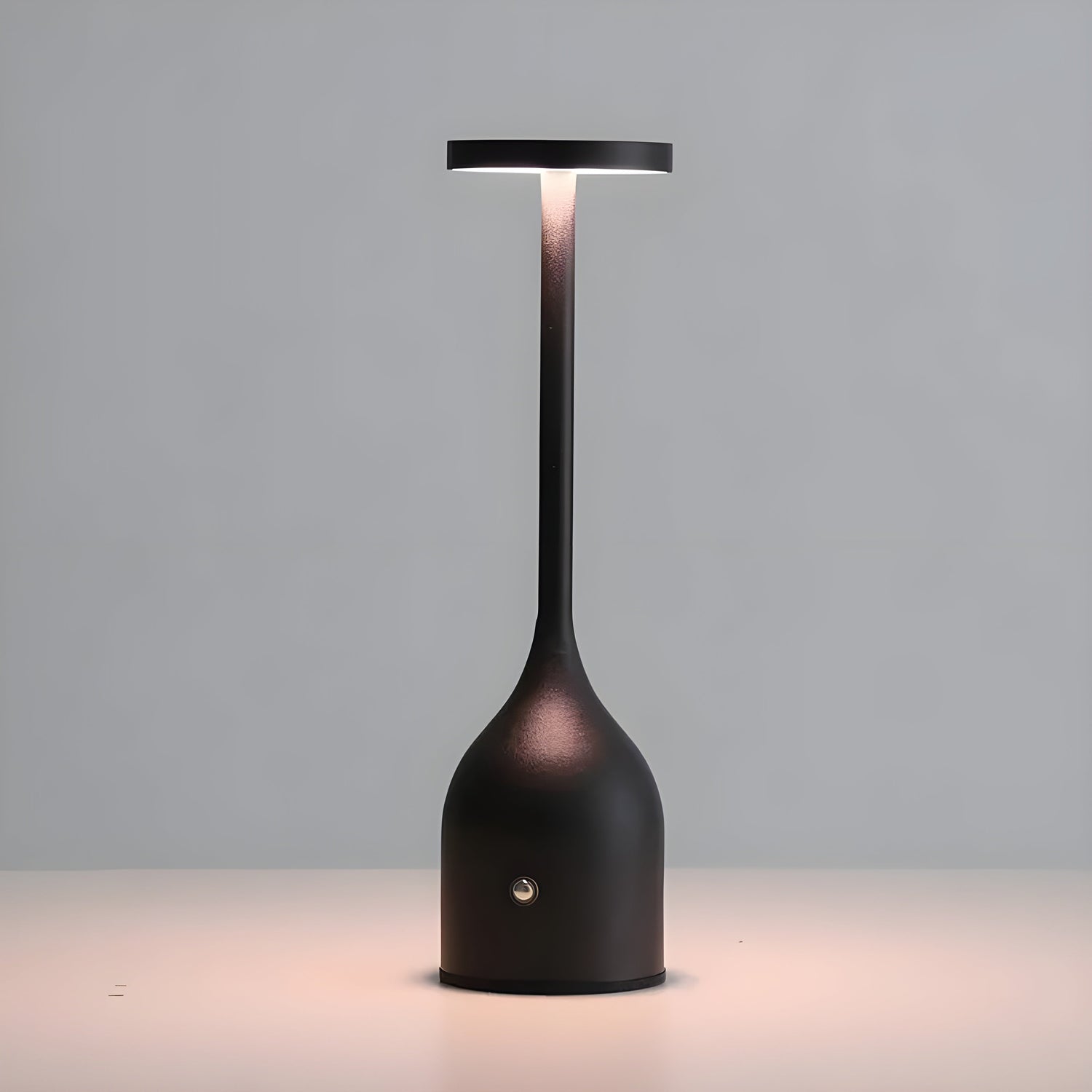 NoirLuxe Lampa – Uppladdningsbar Touch-styrd LED Skrivbordslampa