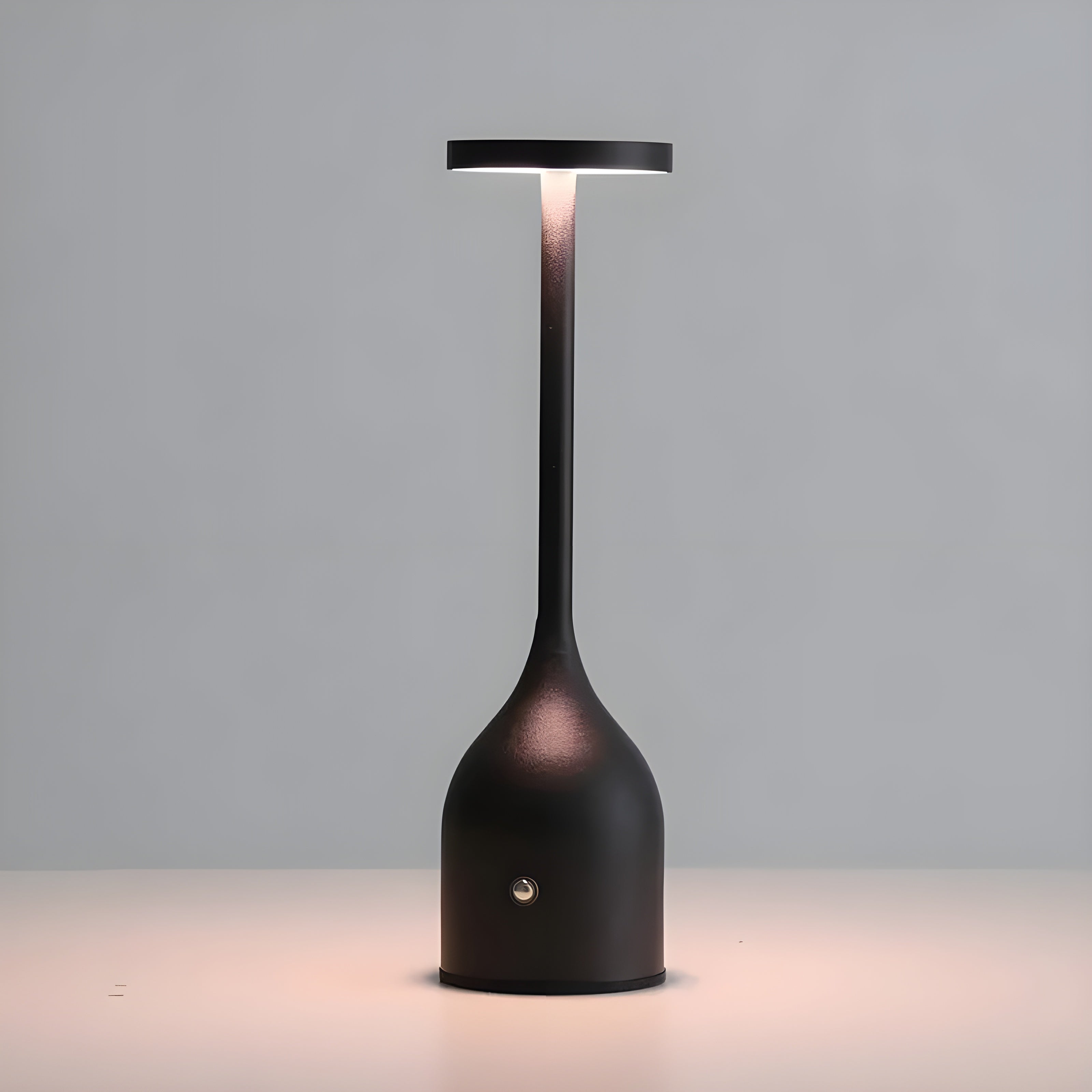 NoirLuxe Lampa – Uppladdningsbar Touch-styrd LED Skrivbordslampa