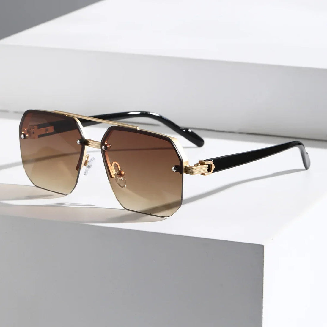 Luxora Aether Geometriska solglasögon med UV400 skydd