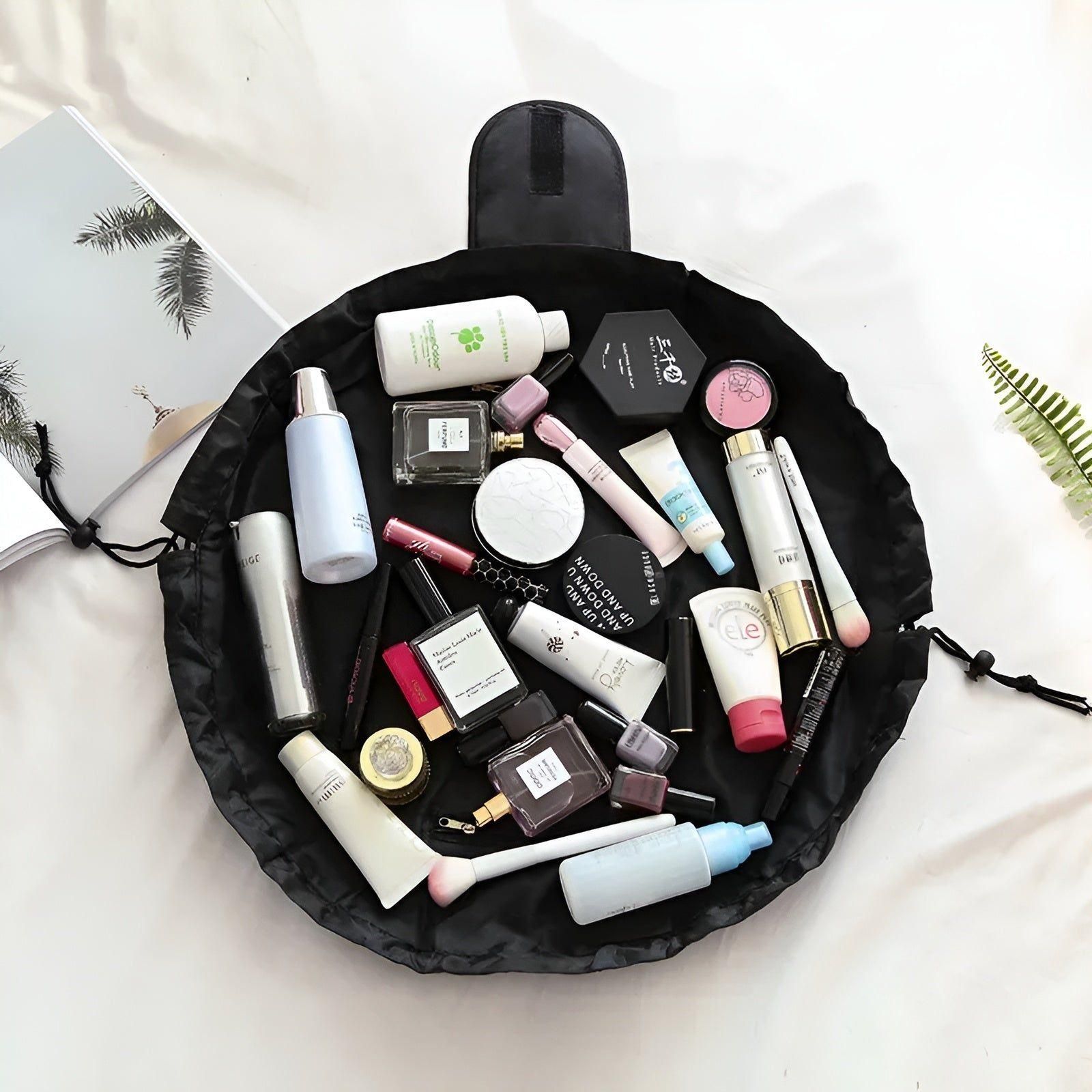 Glam Pouch - Bärbar snörning makeup-organizer