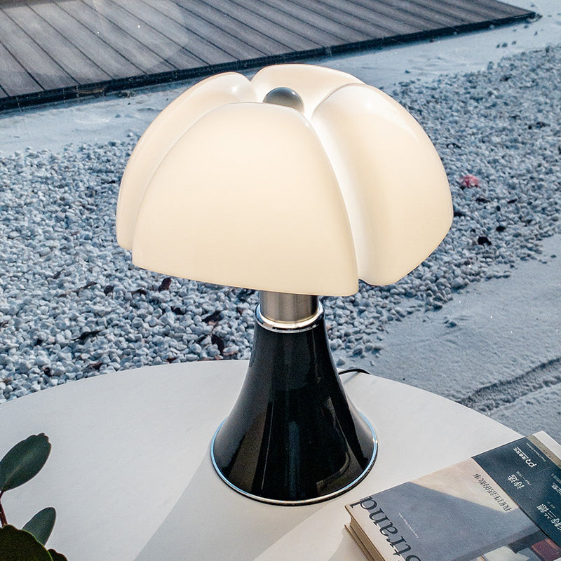 CubeLume – Elegant Klassiskt Ljus