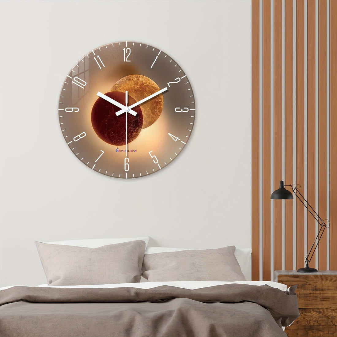 CosmicLight - Tyst Rund Väckarklocka med Planetdesign
