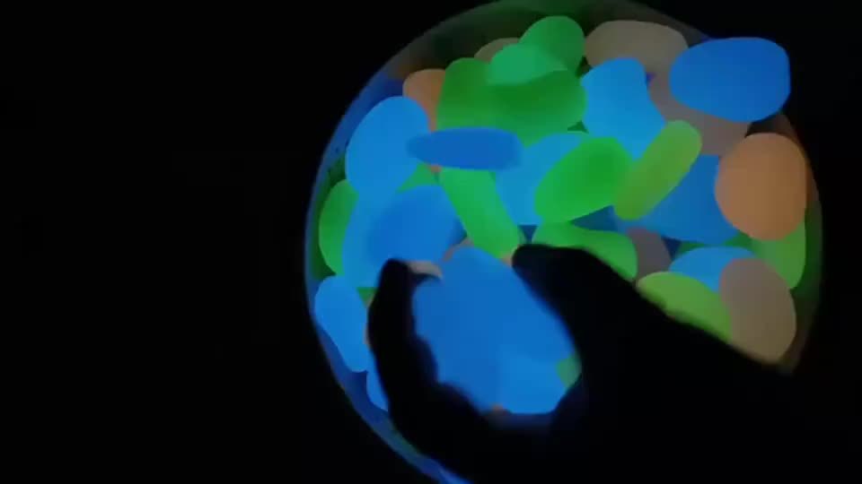 Carvallo Luminiva | 31 stycken | Ø 4,5 cm | Självlysande & Återanvändbar | För trädgård, väg & dekoration