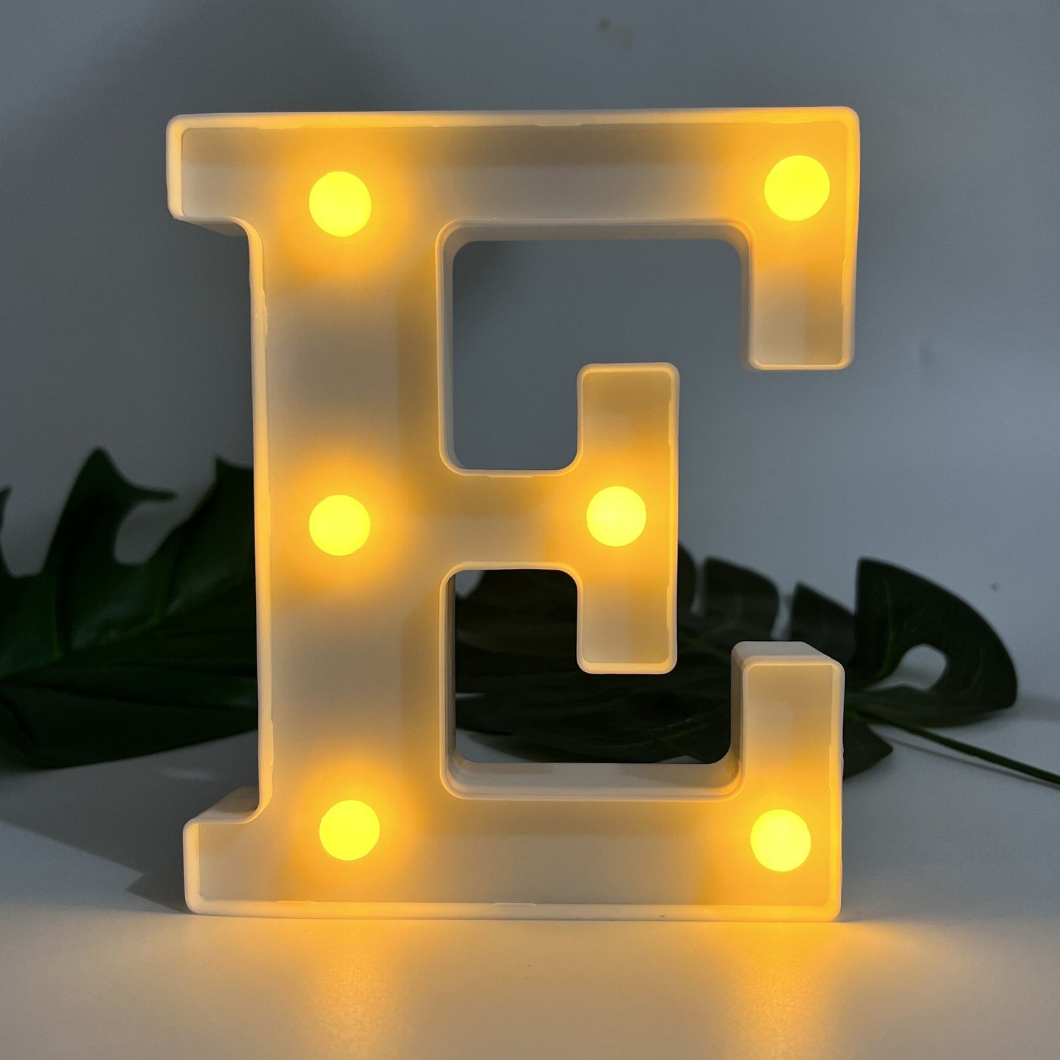 AlphaGlow - LED Dekorativ Bokstavslampa med Batteridrift