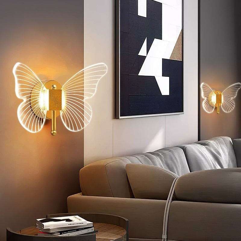 Butterfly Inspired LED Vägglampa – Farfalla Stil i Akryl och Metall