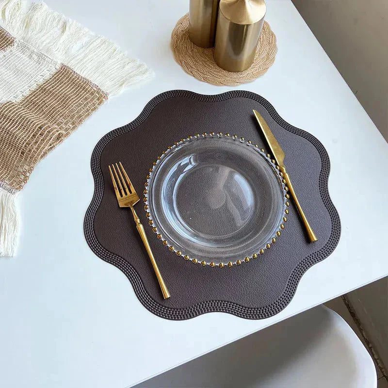 Faux läder blomformade bordstabletter för stilfull matlagning