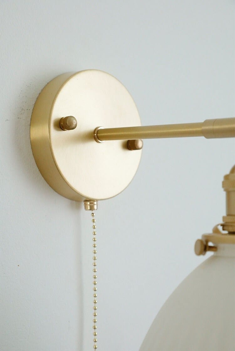 Fiorani Casa | Keramisk Vägglampa i Fållad Koppform med Lampa Inkluderad