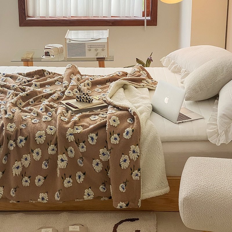 Puffig Blommig Plysch Tjock Filt för Mysig Bekvämlighet