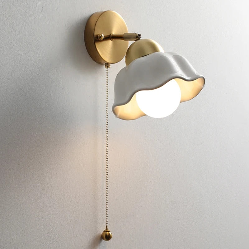 CosmicCrescent – Modern Vägglampa Med Stämningsfull Belysning