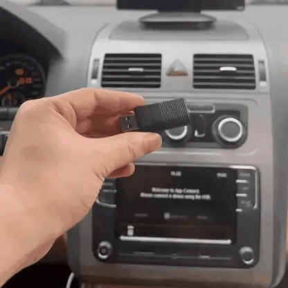 Trådlös CarPlay-adapter för iPhone och Android