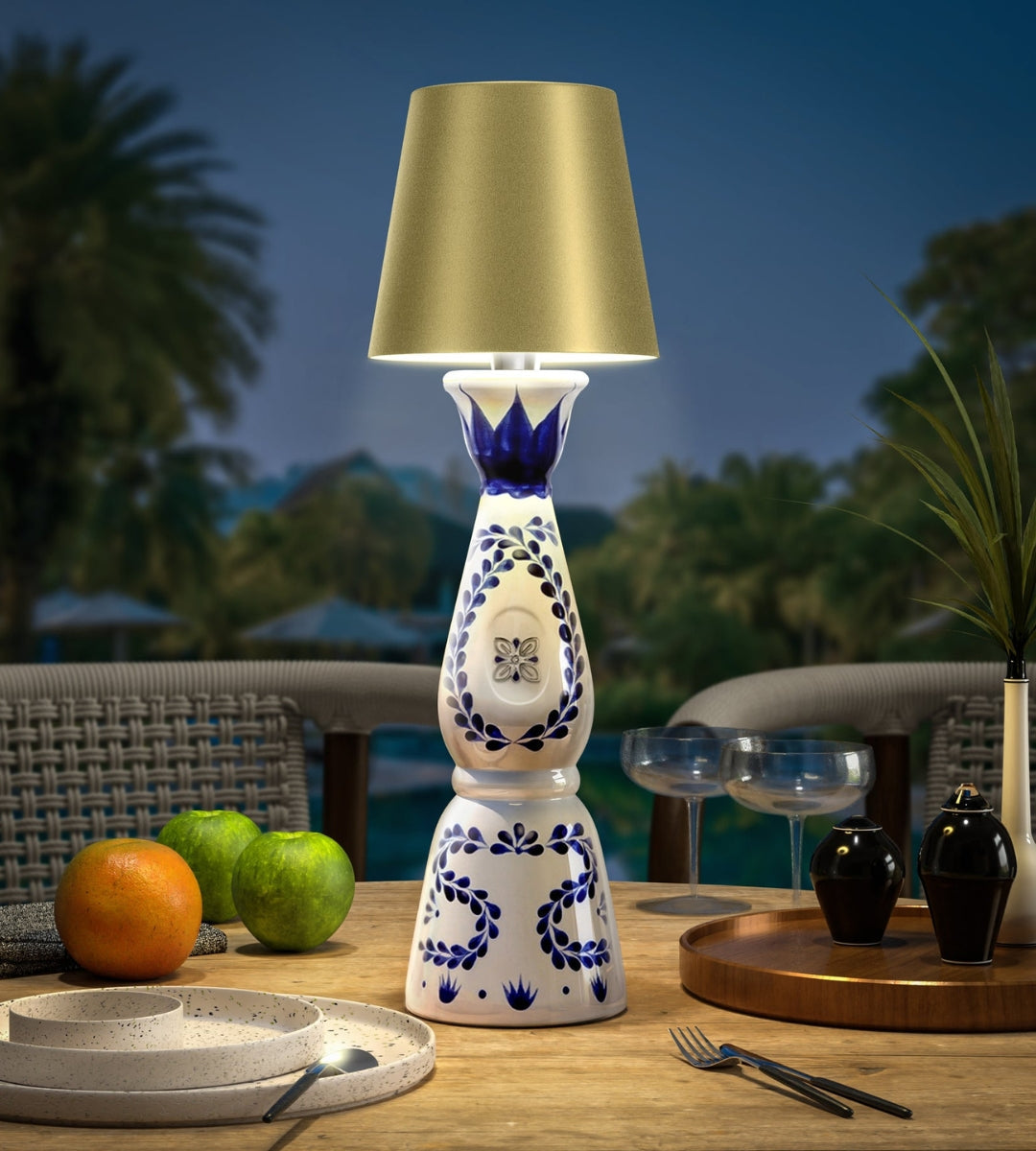 GlowCarafe – Konstnärlig flaskbordslampa