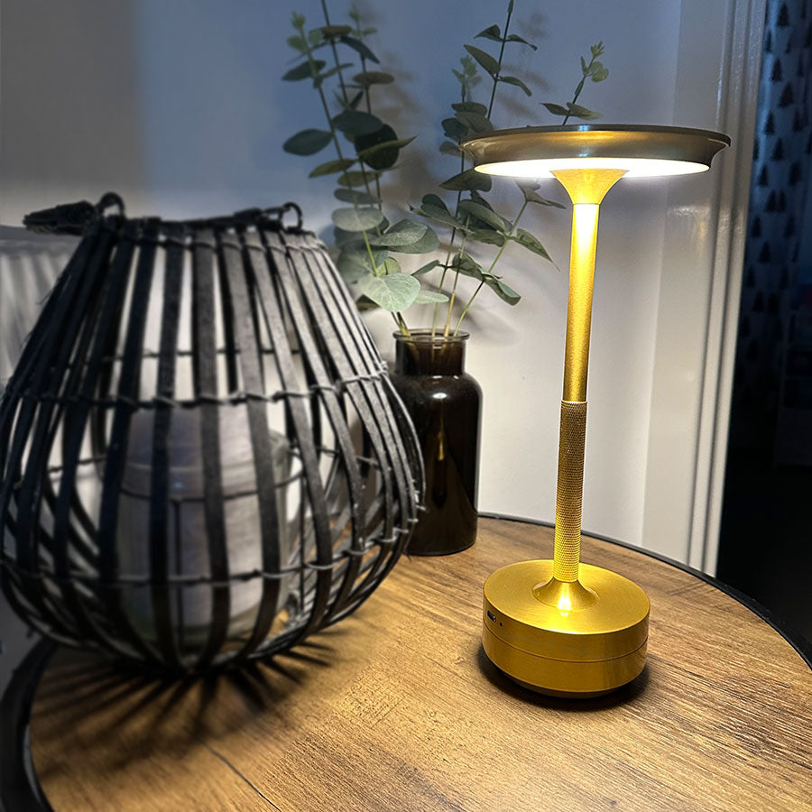 Trådlös Bordslampa | 25h USB-C Uppladdningsbar | Touch Dimmbar med 3 Färglägen | IP66 Utomhussäker