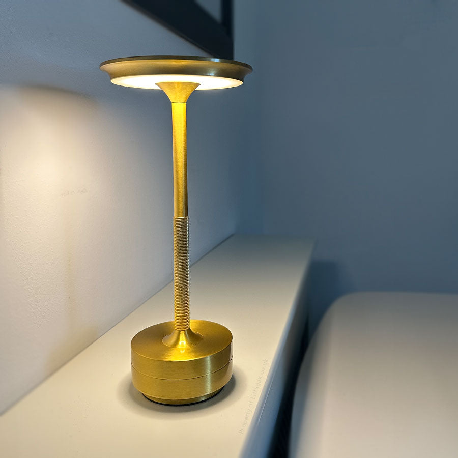 Trådlös Bordslampa | 25h USB-C Uppladdningsbar | Touch Dimmbar med 3 Färglägen | IP66 Utomhussäker