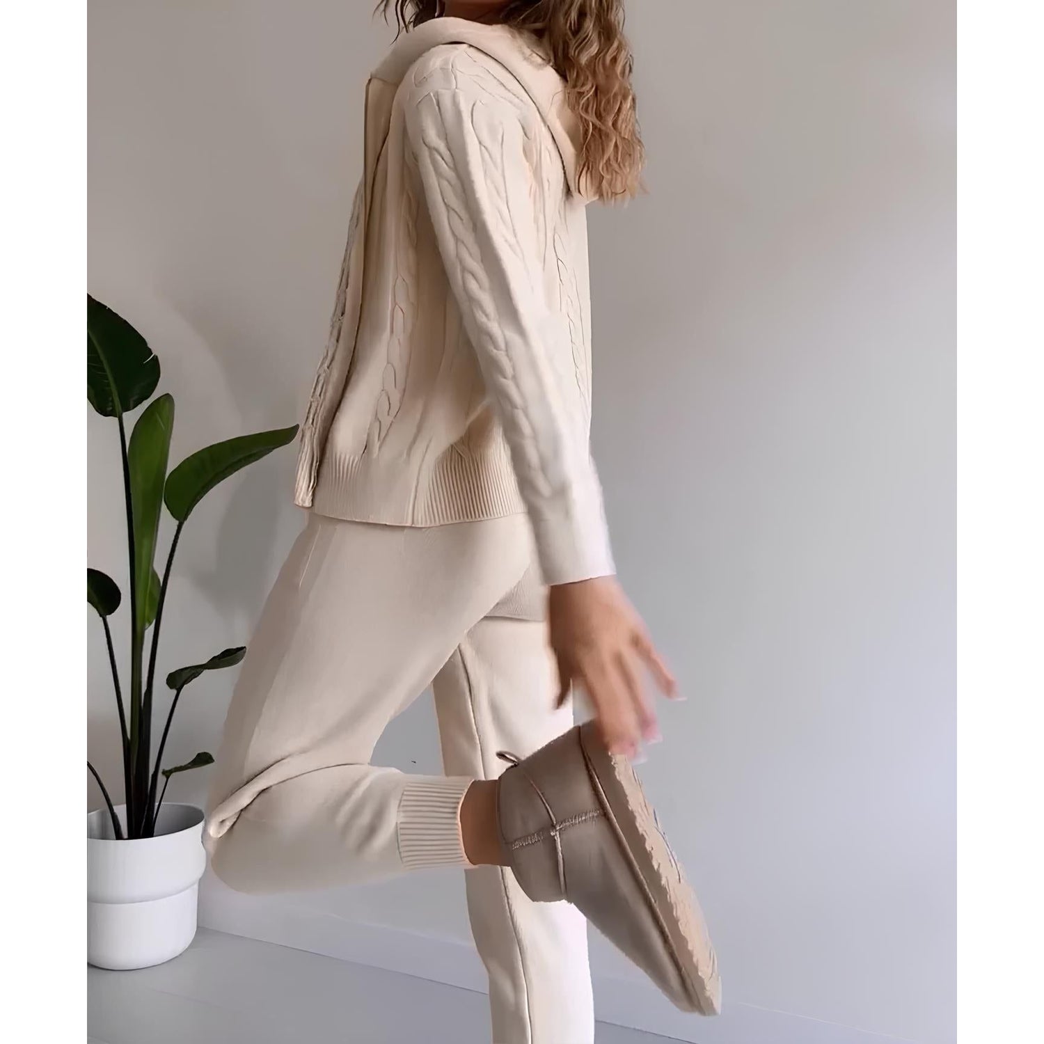 Millie Set - Stickad tvådelad hemmakostym för kvinnor (Mysig tröja + Byxor)