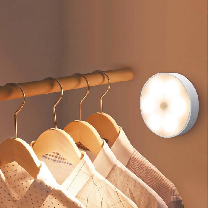 Carvallo | MotionLume - LED-lampa med rörelsevakt