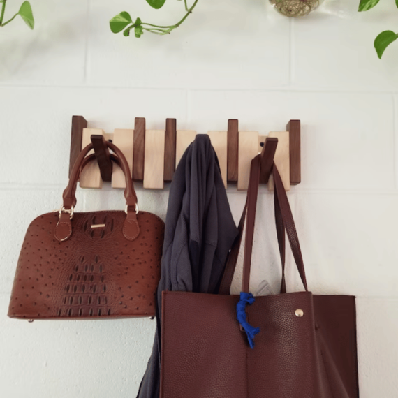 Handgjord Trä Klädhängare